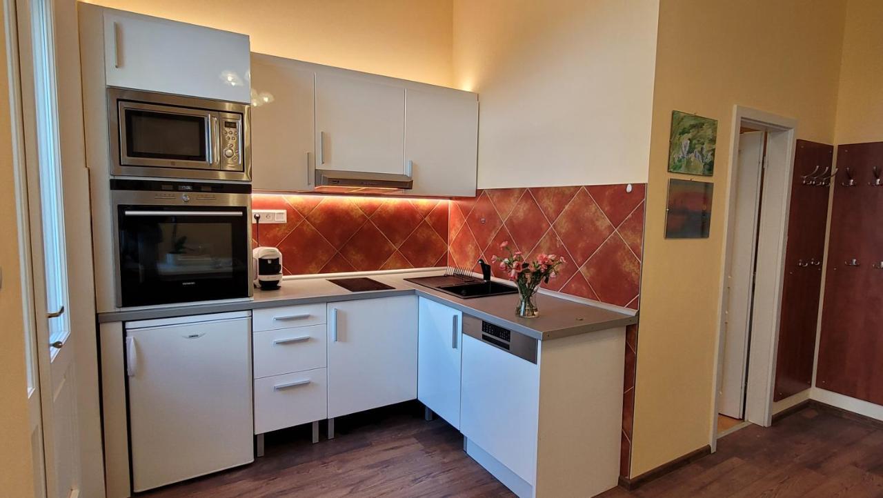 Apartman U Kolonady Marianske Lazne Exterior photo